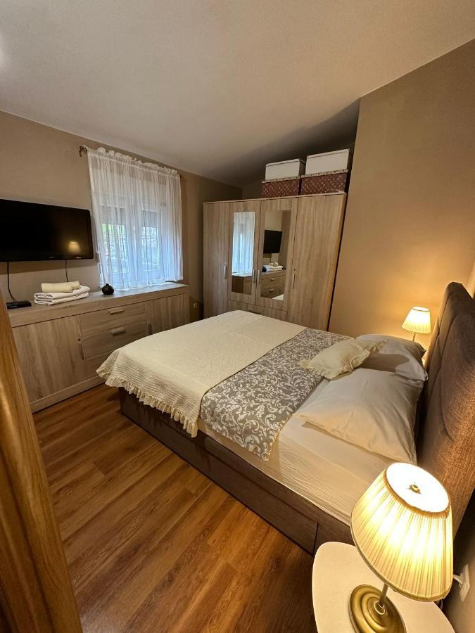 Apartman Lusy Трибунь Екстер'єр фото